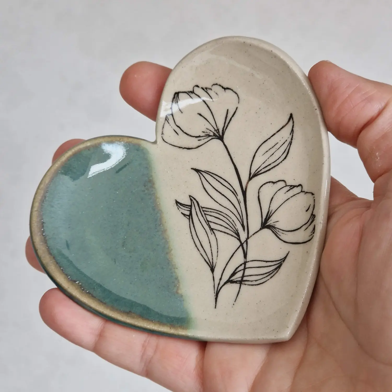 mall ceramic dish in the shape of a heart